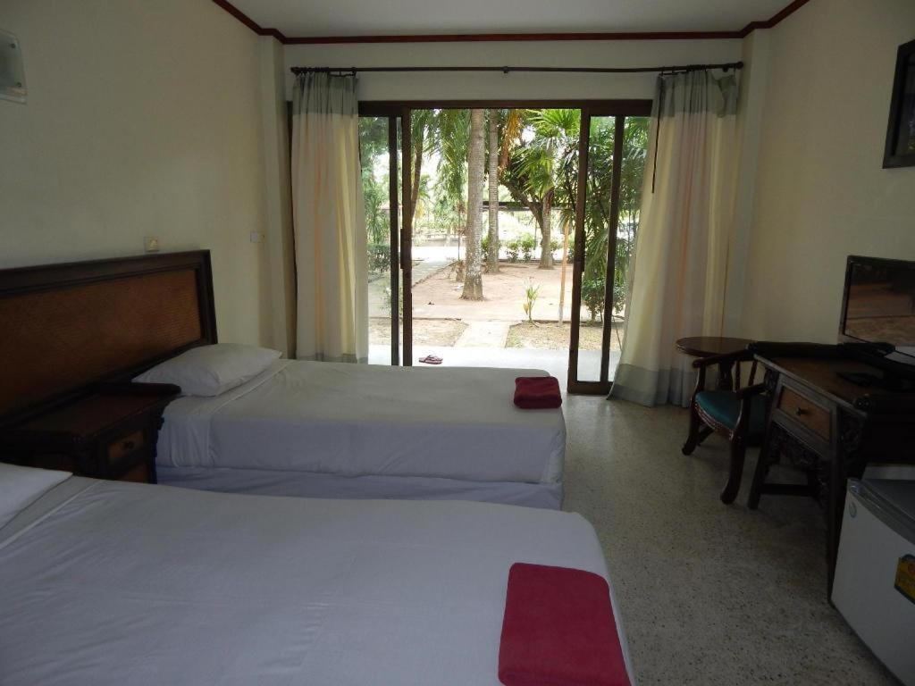 Jinta Nathon 2* Chaweng (Koh Samui)