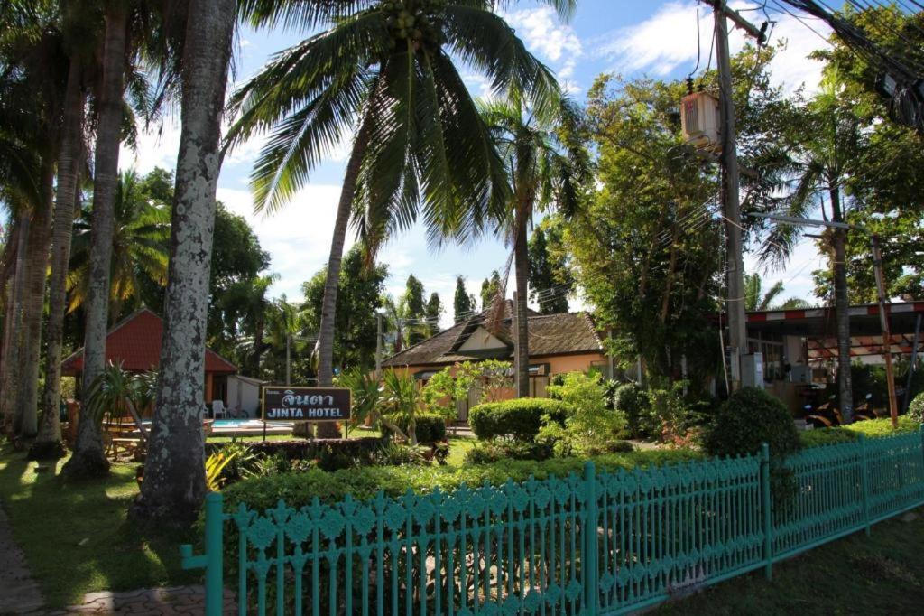 Jinta Nathon Hotell Chaweng (Koh Samui)