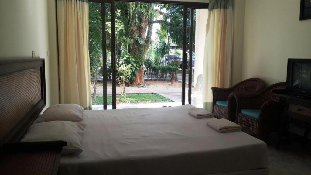 Jinta Nathon 2* Chaweng (Koh Samui)
